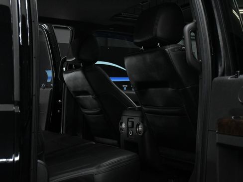 Used 2016 Ford F350 Platinum w/ FX4 Off-Road Package image 45