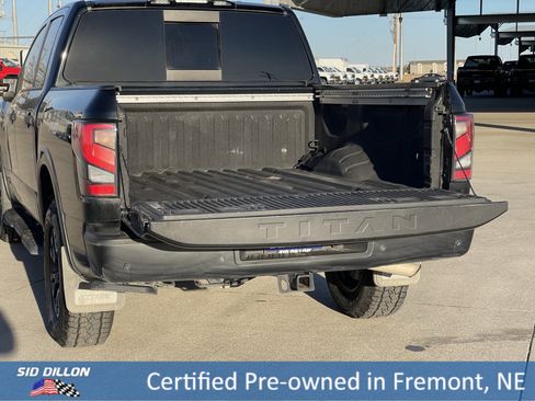 Used 2024 Nissan Titan PRO-4X w/ Pro-4x Convenience Package image 17