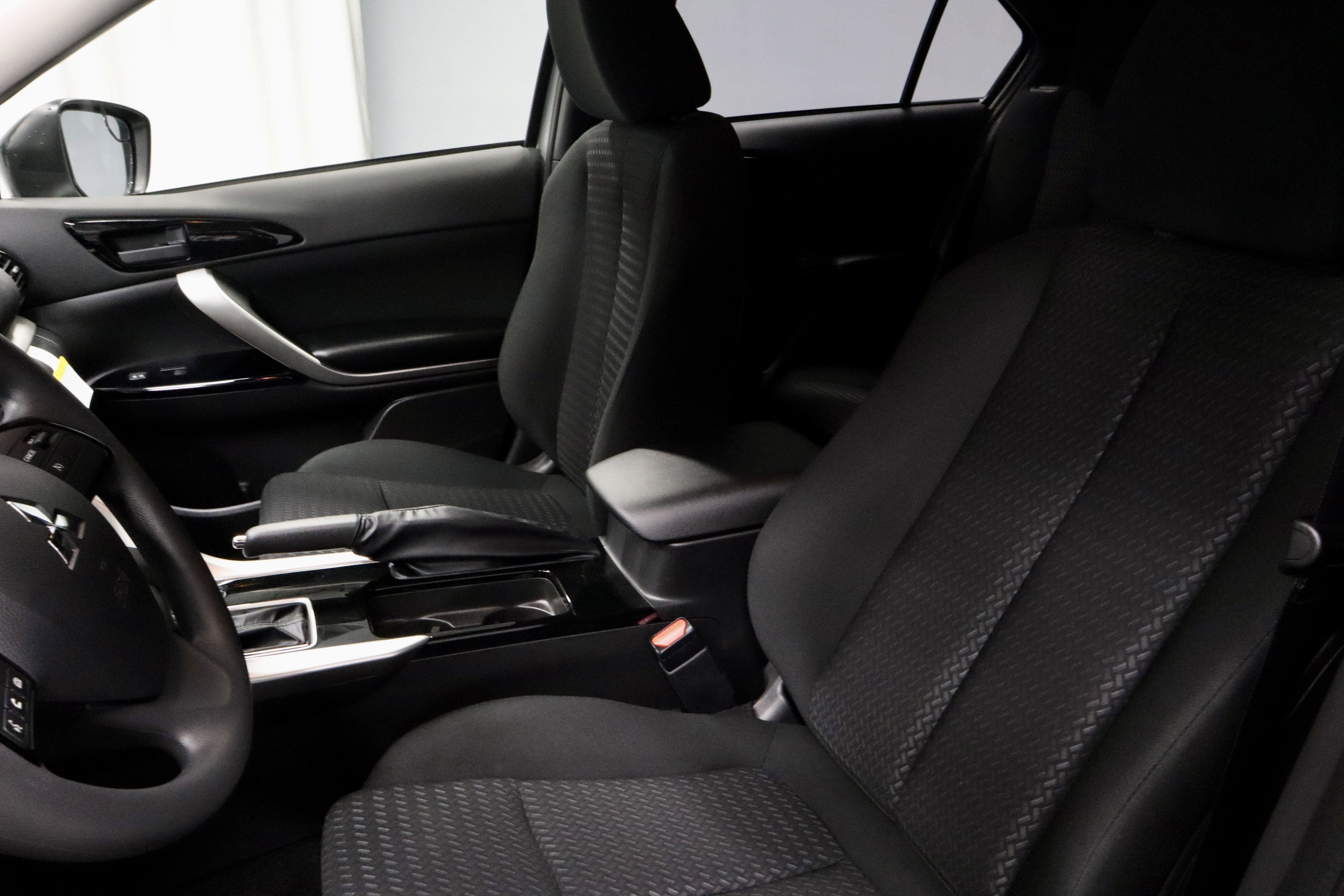 New 2026 Mitsubishi Eclipse Cross LE AWD/4WD image 18