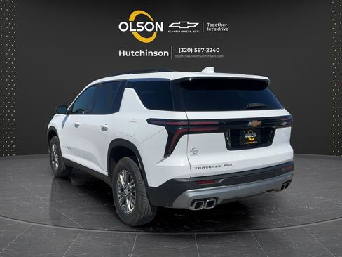 Used 2025 Chevrolet Traverse LT w/ Driver Confidence Package AWD/4WD image 13