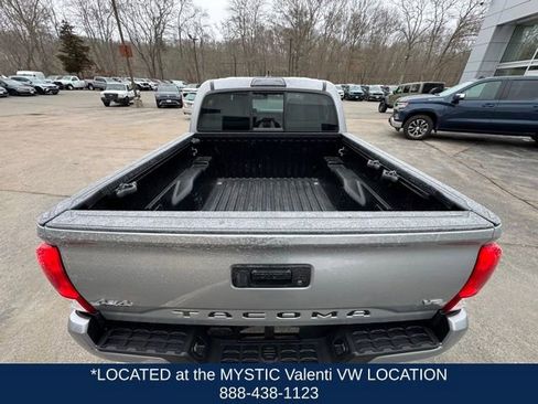 Used 2016 Toyota Tacoma SR w/ Towing Package image 21