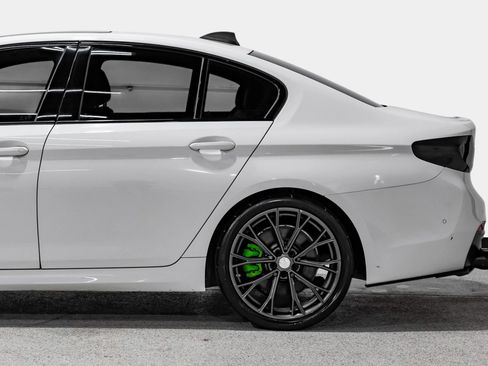 Used 2019 BMW 540i w/ M Sport Package RWD image 17