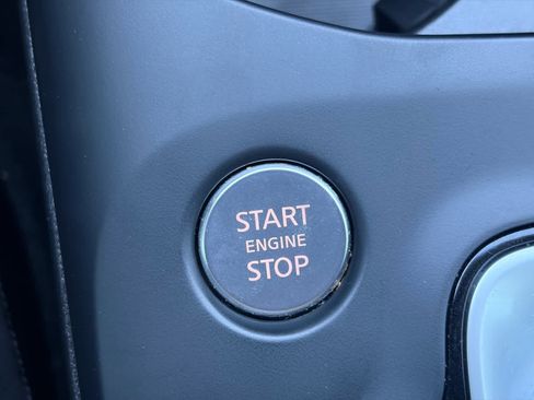 Used 2022 INFINITI QX50 Sensory image 30