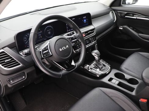 Used 2024 Kia Seltos SX image 14