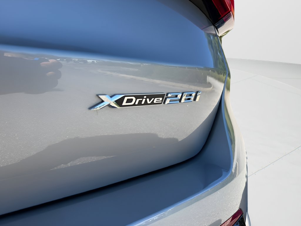Used 2026 BMW X1 xDrive28i w/ Technology Package AWD/4WD image 29