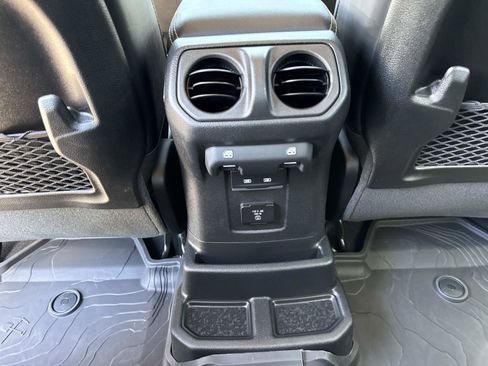 Used 2024 Jeep Wrangler Unlimited Rubicon 392 AWD/4WD image 31