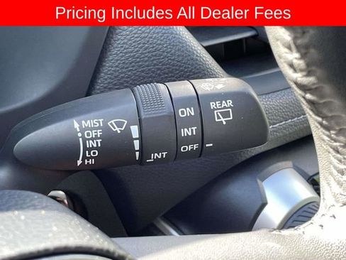 Used 2021 Toyota RAV4 Limited AWD/4WD image 29
