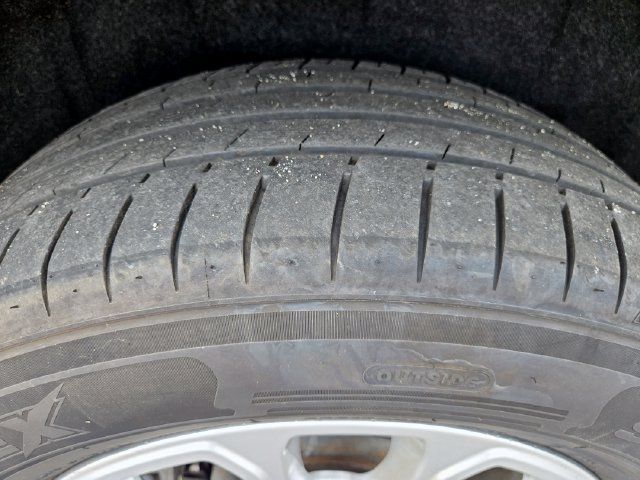 Used 2021 Jeep Grand Cherokee Laredo AWD/4WD image 28