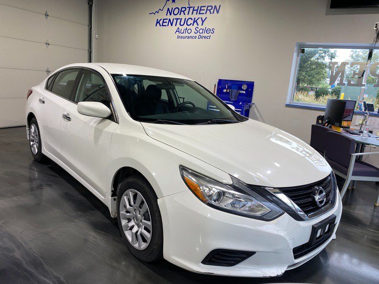 Used 2018 Nissan Altima 2.5 S w/ S Convenience Package FWD image 2