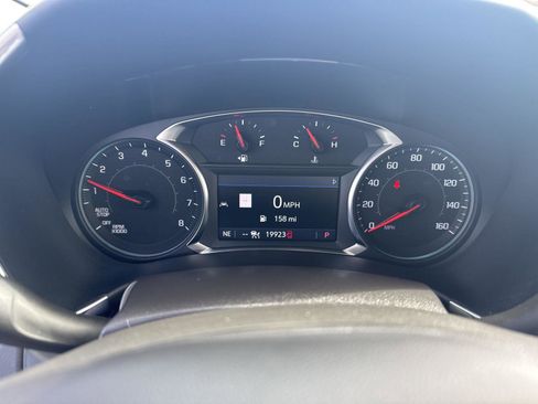 Used 2024 Chevrolet Equinox LT FWD image 19