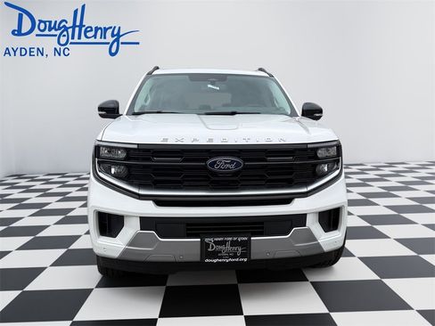 New 2025 Ford Expedition Max Platinum w/ Platinum Ultimate Package image 8