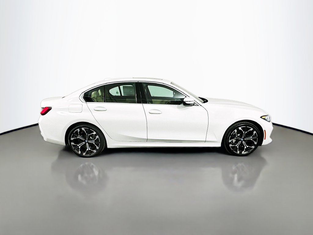 Used 2026 BMW 330i Sedan w/ Convenience Package RWD image 4