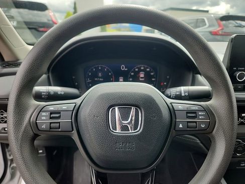 Used 2025 Honda Accord LX image 18