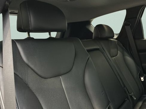Used 2022 Hyundai Santa Fe SEL w/ Convenience + Premium Package AWD/4WD image 16