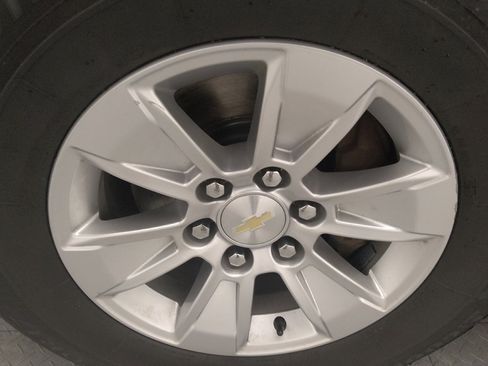 Used 2019 Chevrolet Silverado 1500 LT w/ All-Star Edition RWD image 31