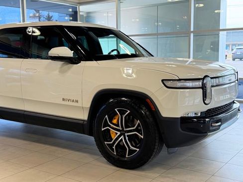Used 2022 Rivian R1T Launch Edition AWD/4WD image 5