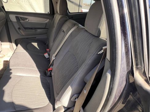 Used 2016 Chevrolet Traverse LS image 8
