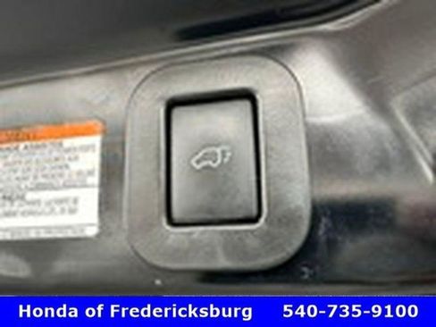 Used 2020 Toyota Sienna XLE image 41