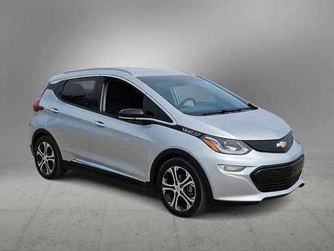 Used 2020 Chevrolet Bolt Premier w/ Infotainment Package image 2