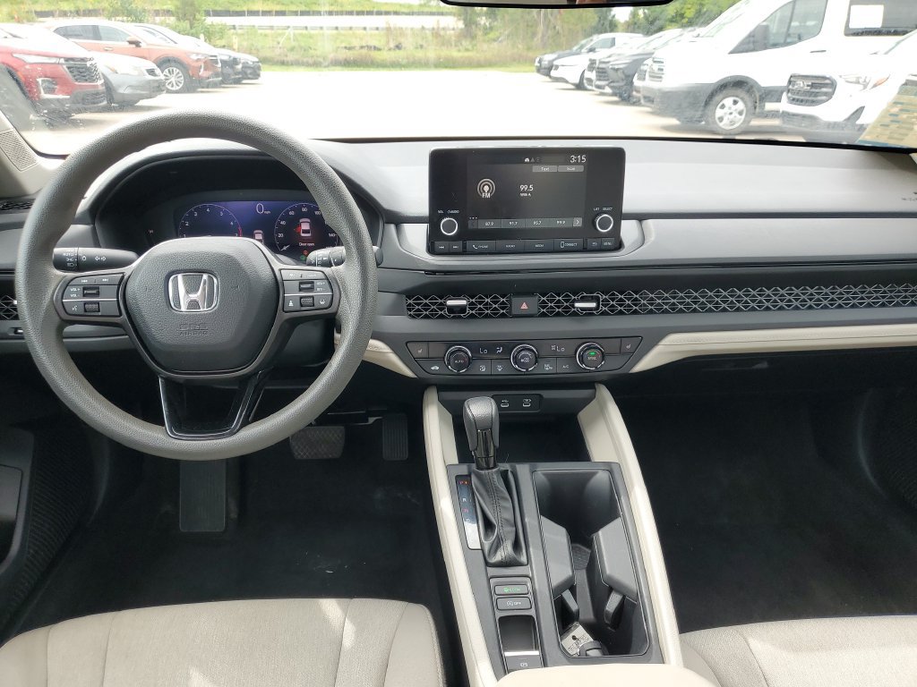 Certified 2023 Honda Accord EX image 13