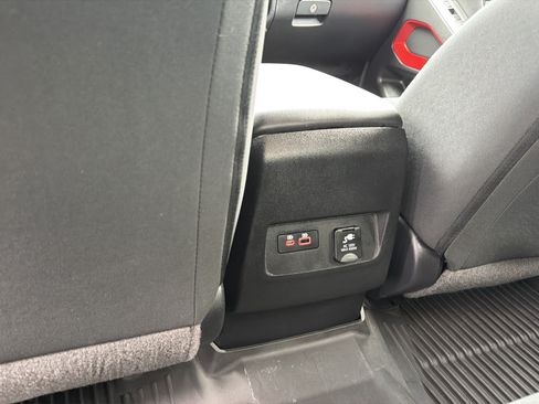 Used 2023 Nissan Frontier PRO-4X w/ Pro Convenience Package AWD/4WD image 25