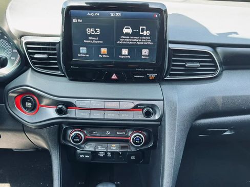 Used 2020 Hyundai Veloster 2.0 Premium FWD image 16