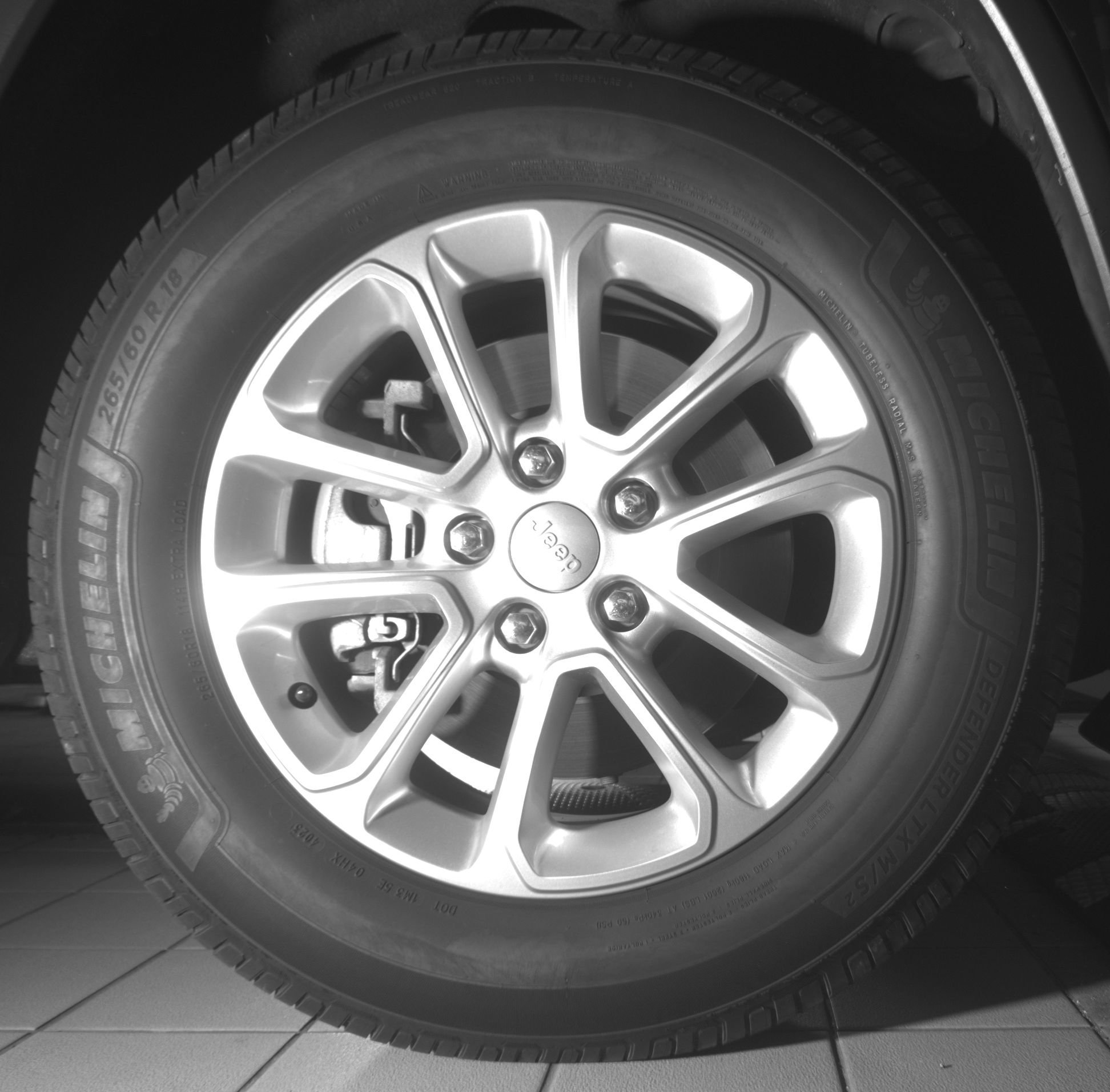 Used 2022 Jeep Grand Cherokee Laredo E RWD image 26