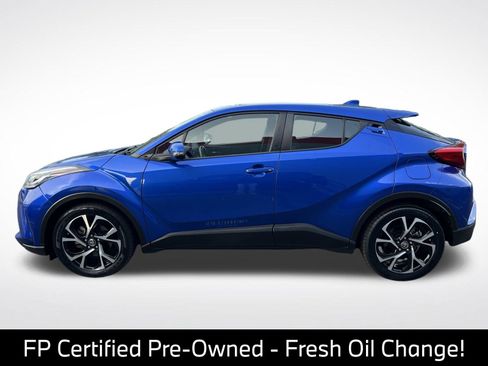 Used 2021 Toyota C-HR XLE FWD image 4