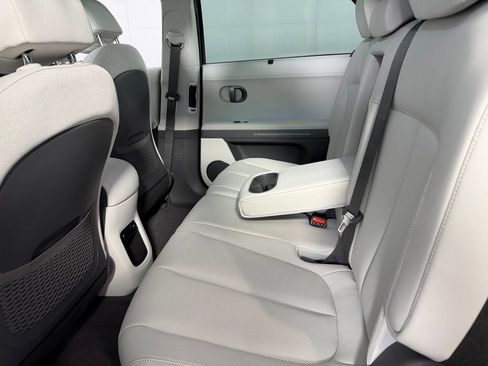 Used 2026 Hyundai Ioniq 5 Limited image 27