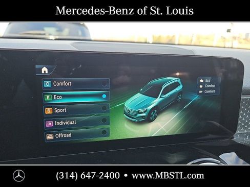Certified 2025 Mercedes-Benz GLB 250 4MATIC image 26