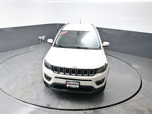 Used 2019 Jeep Compass Latitude w/ Cold Weather Group image 42