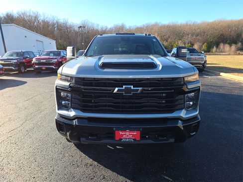 New 2026 Chevrolet Silverado 2500 Custom image 3