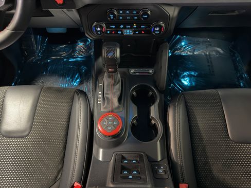 Certified 2024 Ford Bronco Raptor w/ Interior Carbon Fiber Pack 6 AWD/4WD image 31
