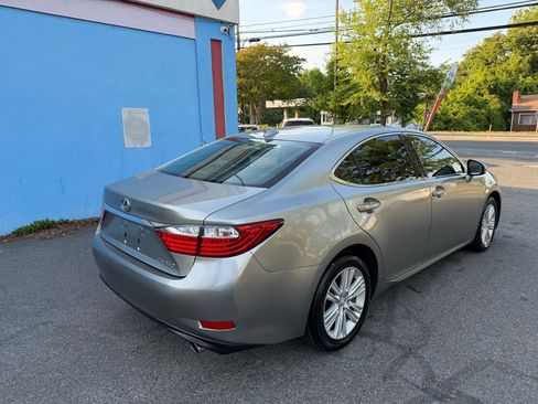 Used 2015 Lexus ES 350 w/ Premium Package FWD image 7