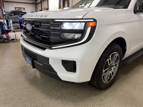 Certified 2025 Ford Expedition Max Active AWD/4WD image 40