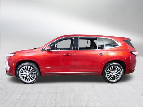 Used 2026 Buick Enclave Avenir w/ Super Cruise Package AWD/4WD image 4