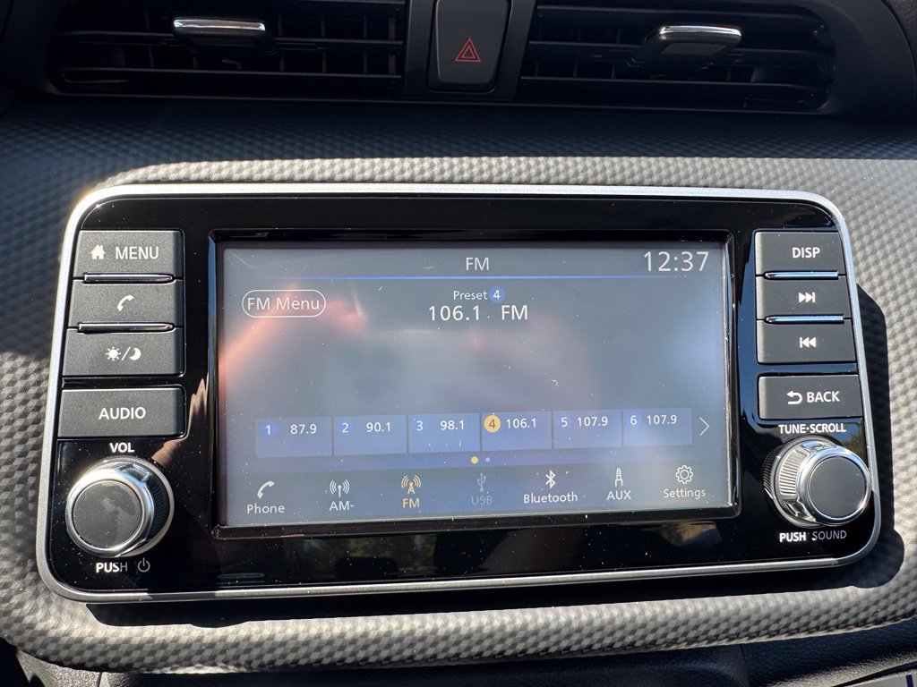 Certified 2025 Nissan Kicks Play S FWD image 18