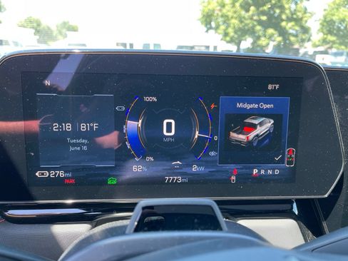 Used 2025 Chevrolet Silverado EV RST AWD/4WD image 6