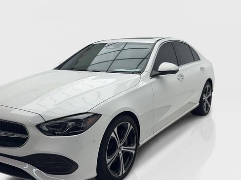 Used 2024 Mercedes-Benz C 300 Sedan image 4