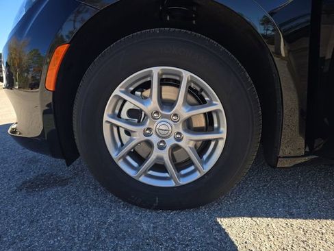 New 2026 Chrysler Voyager LX image 28