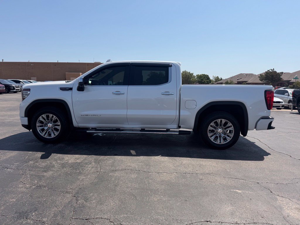 Used 2023 GMC Sierra 1500 Denali w/ Technology Package AWD/4WD image 13