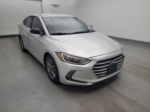 Used 2017 Hyundai Elantra SE w/ SE A/T Tech Package 03 FWD image 13