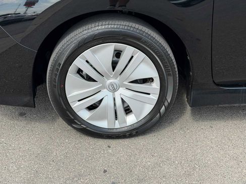 Used 2025 Nissan Leaf S FWD image 33