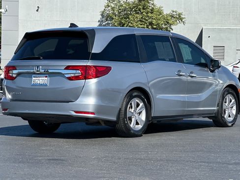 Used 2019 Honda Odyssey EX-L image 2