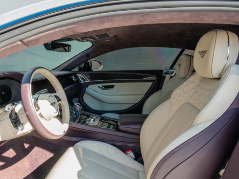 Used 2022 Bentley Continental GT image 56