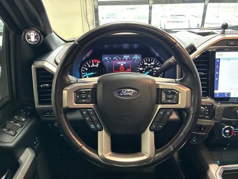 Used 2022 Ford F250 Platinum AWD/4WD image 16