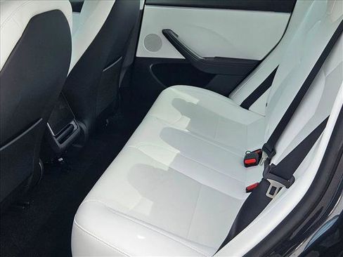 Used 2025 Tesla Model 3 Long Range RWD image 20
