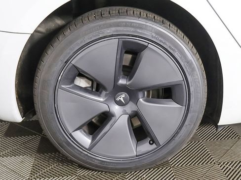 Used 2023 Tesla Model 3 Standard Range RWD image 21