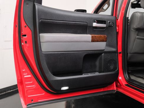 Used 2010 Toyota Tundra Platinum image 47