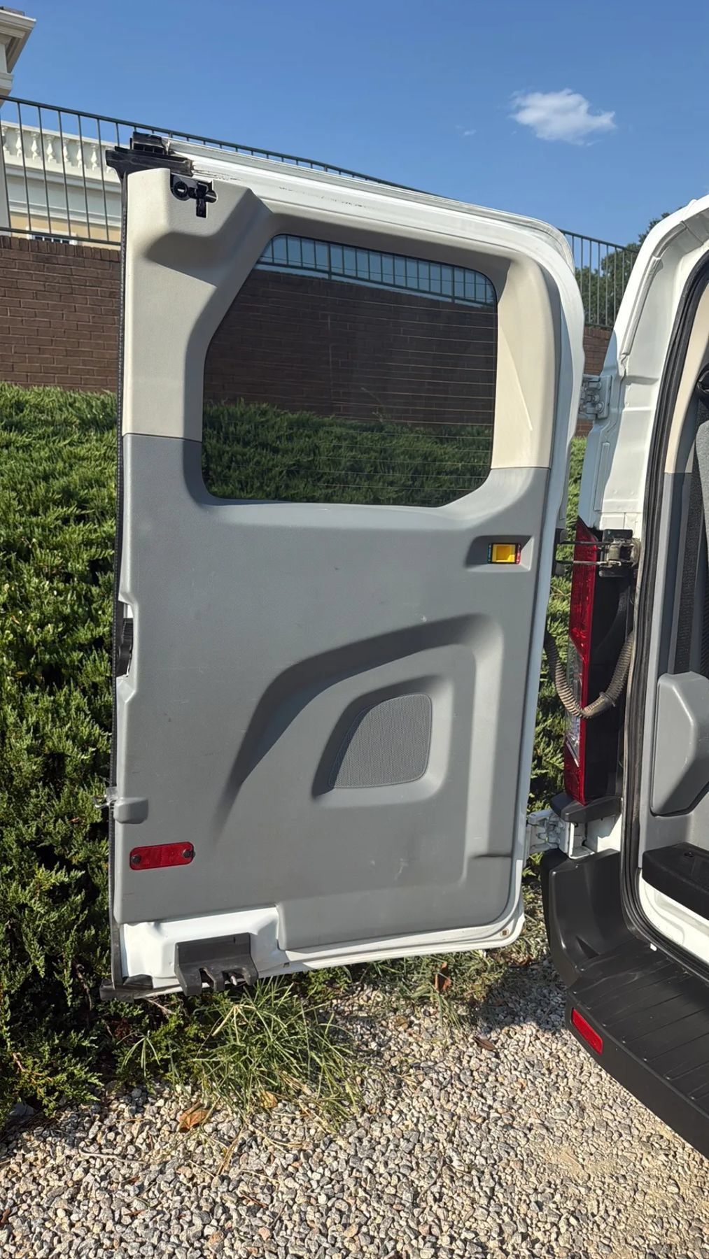 Used 2015 Ford Transit 350 XLT RWD image 11
